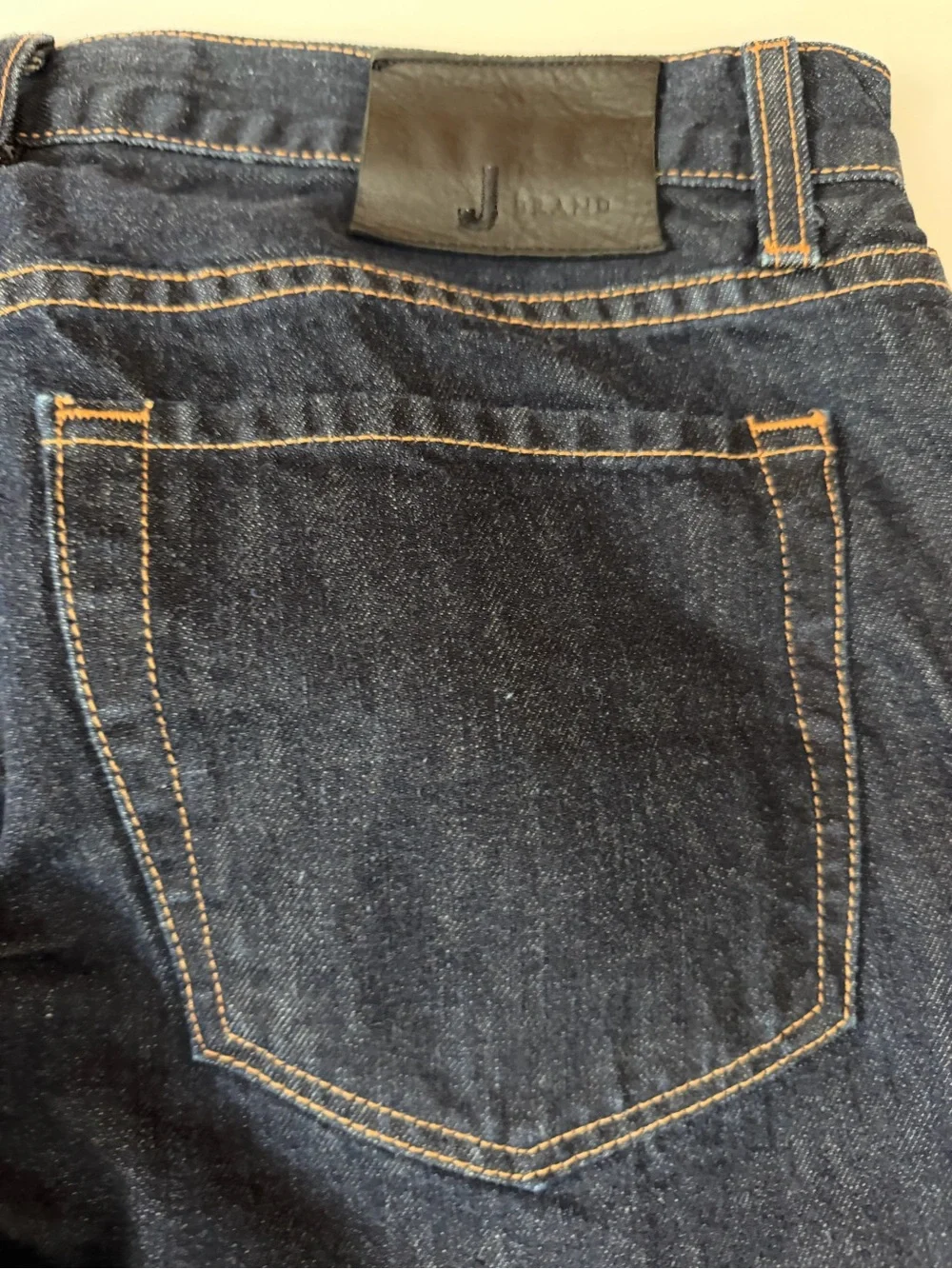 Classic Men's Dark Blue Straight-Leg Jeans